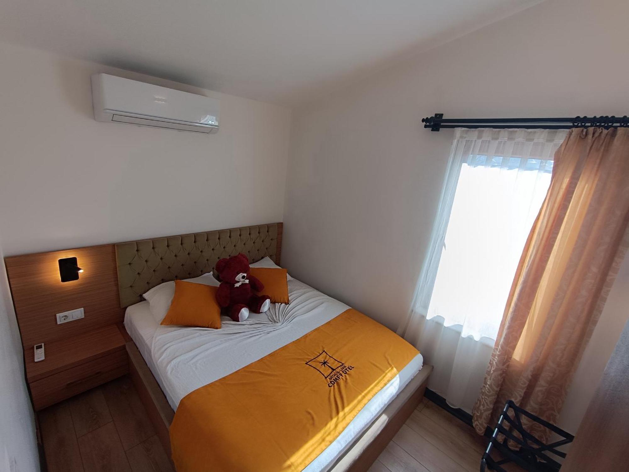 Comfy Otel Antalya Lara Екстер'єр фото