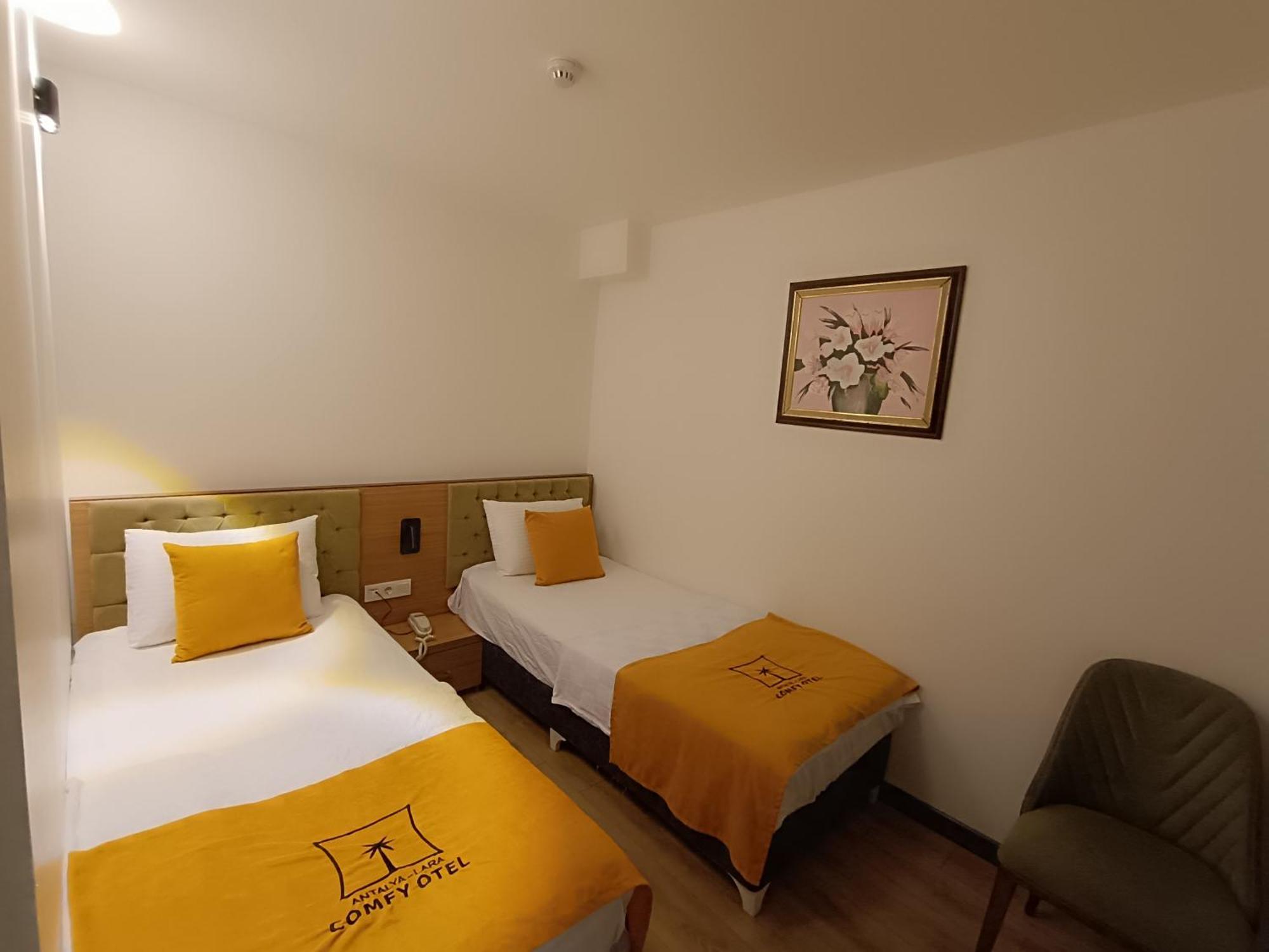 Comfy Otel Antalya Lara Екстер'єр фото