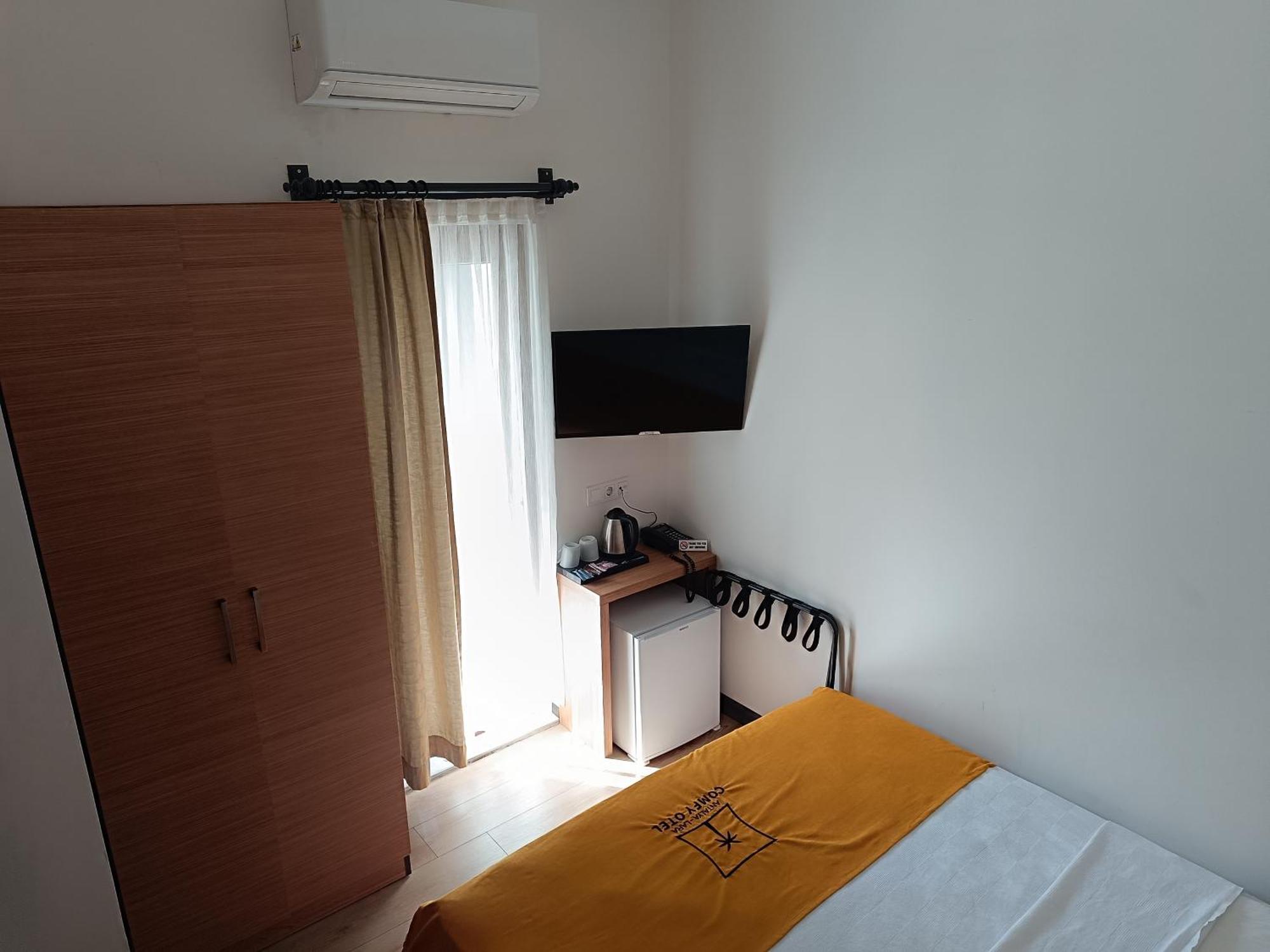 Comfy Otel Antalya Lara Екстер'єр фото