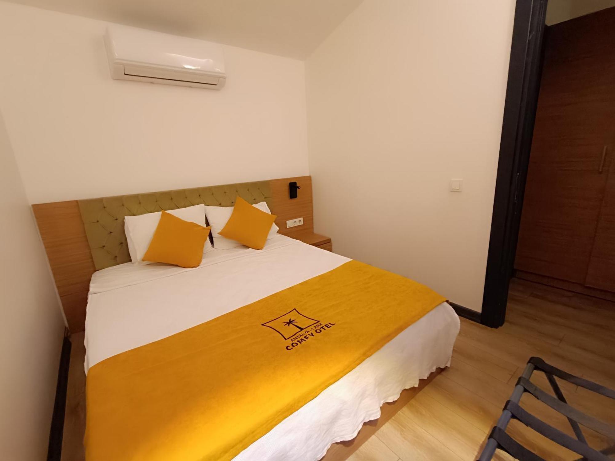 Comfy Otel Antalya Lara Екстер'єр фото