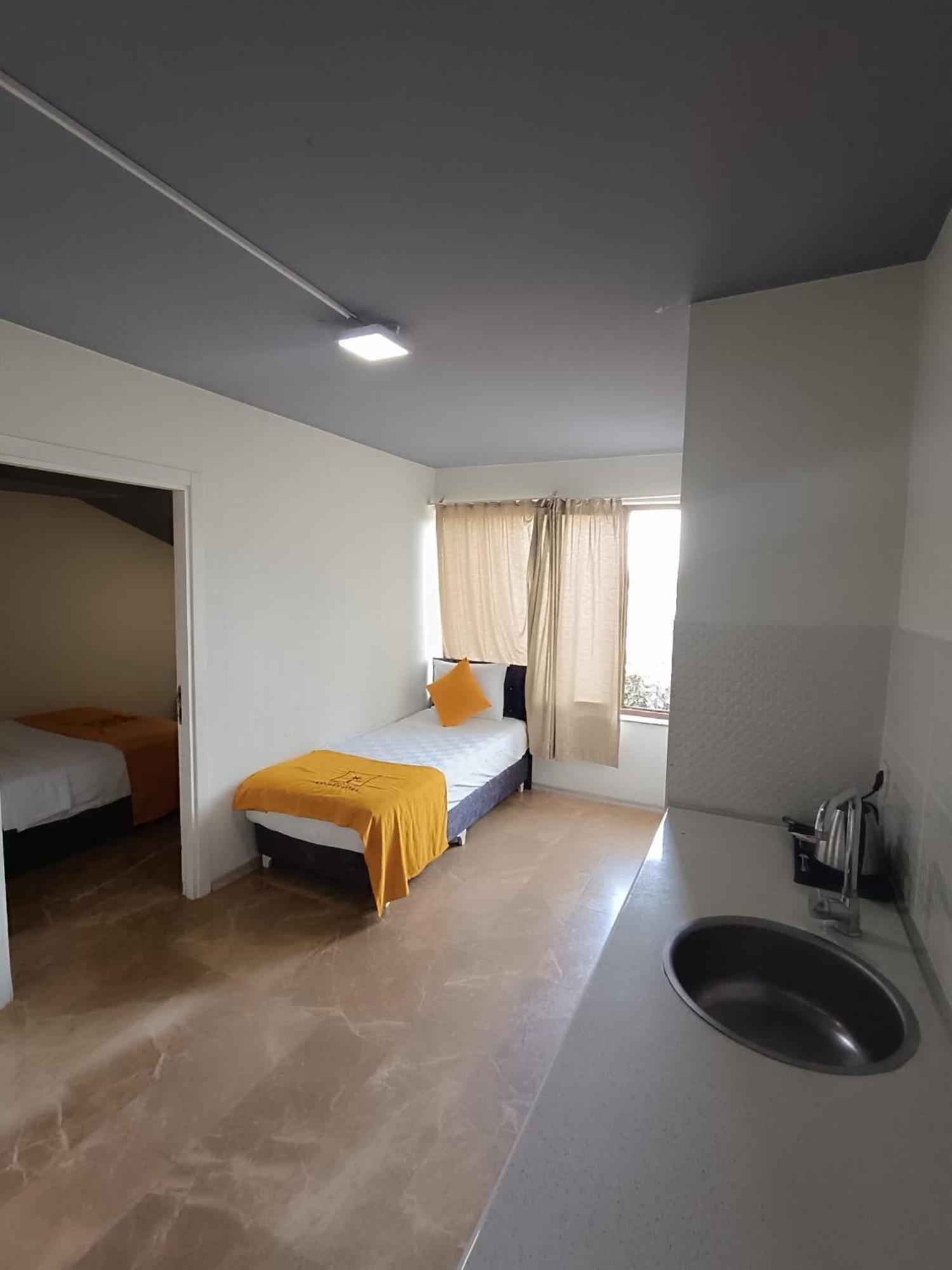 Comfy Otel Antalya Lara Екстер'єр фото